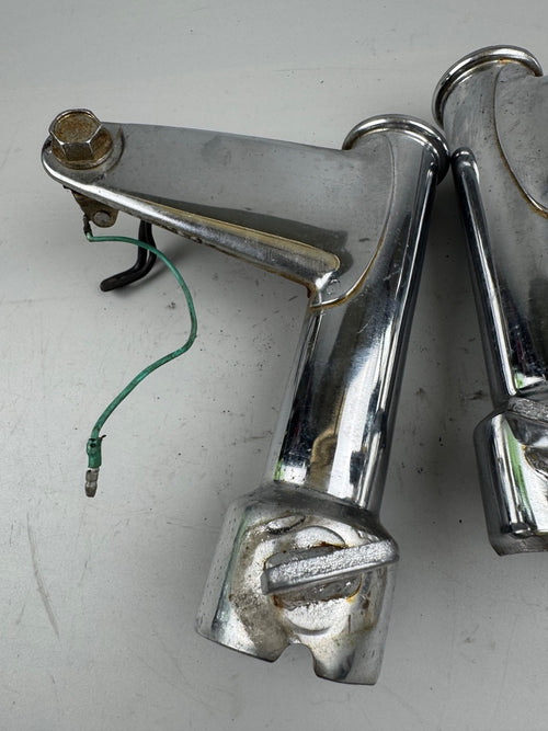 Honda CB 450 N PC14 Lampenhalter Scheinwerferhalter Halterung