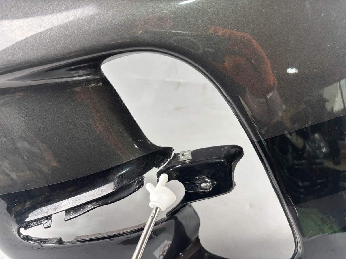 Honda CBR 1000F SC24 Seitenverkleidung Sidecover Seitenteil rechts  Abdeckung