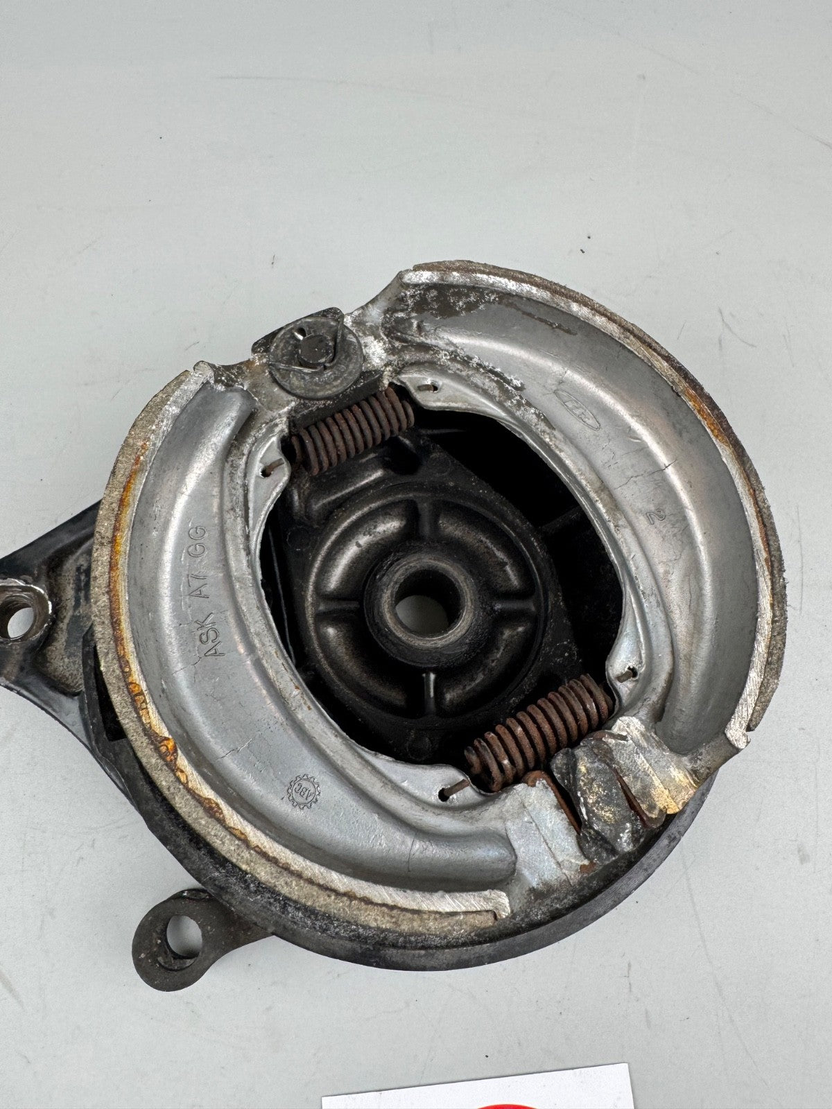 Honda CB 450 N PC14 Bremstrommel Trommelbremse Bremsankerplatte Bremse hinten