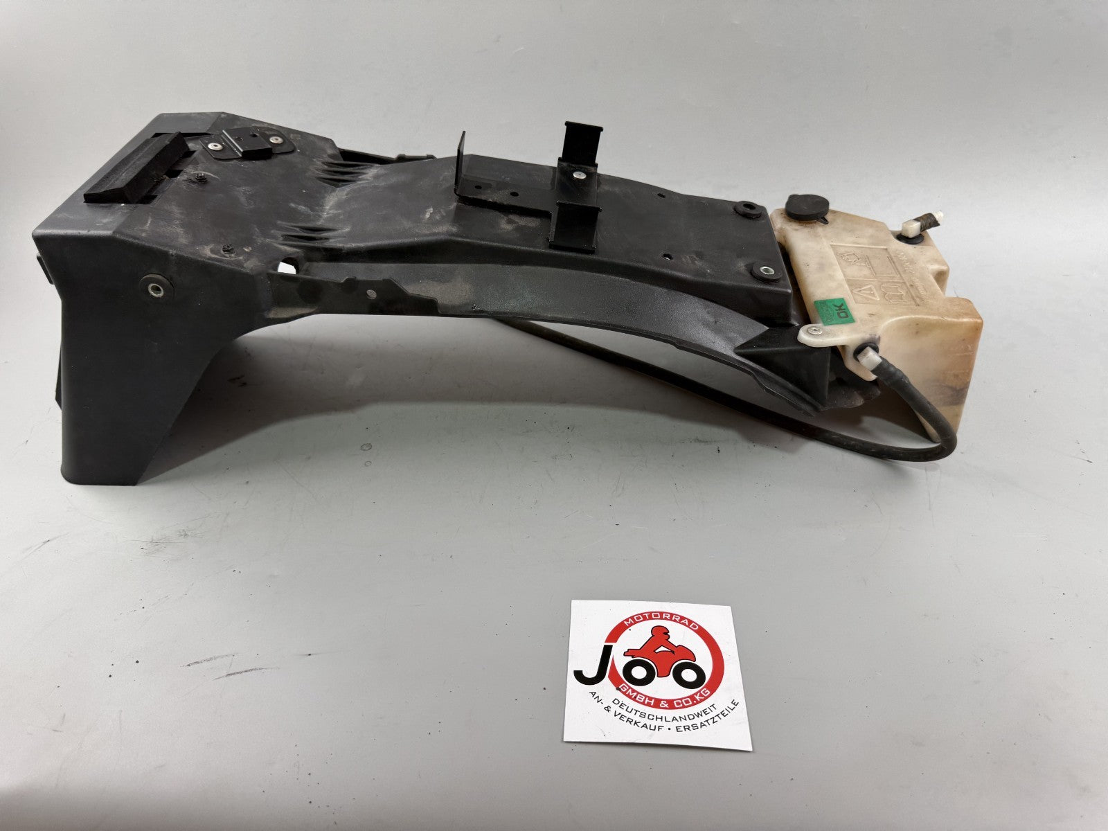 Triumph Daytona 1200 T300D Heckuntersicht Fender Spritzschutz hinten heck unter