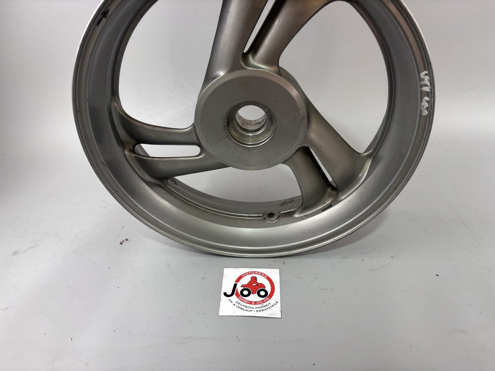 Honda NTV650 revere RC33 Vorderradfelge Felge Rim Rad vorne front Reifen Rad