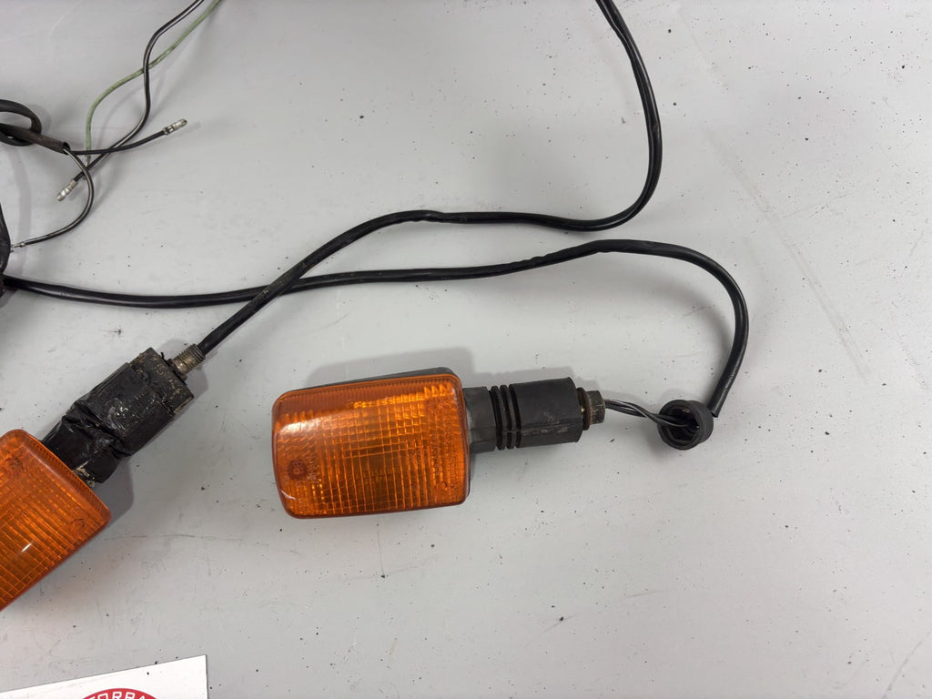 Suzuki DR 800 S DR BIG SR43 A/B Blinker Blinkerset Blinkerpaar Turn Signal