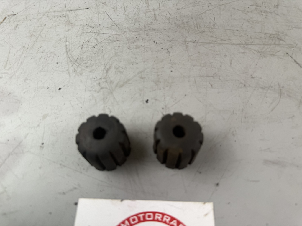 Honda CBF 600 S PC38 Tankgummi Vibrationsschutz Holder Rubber