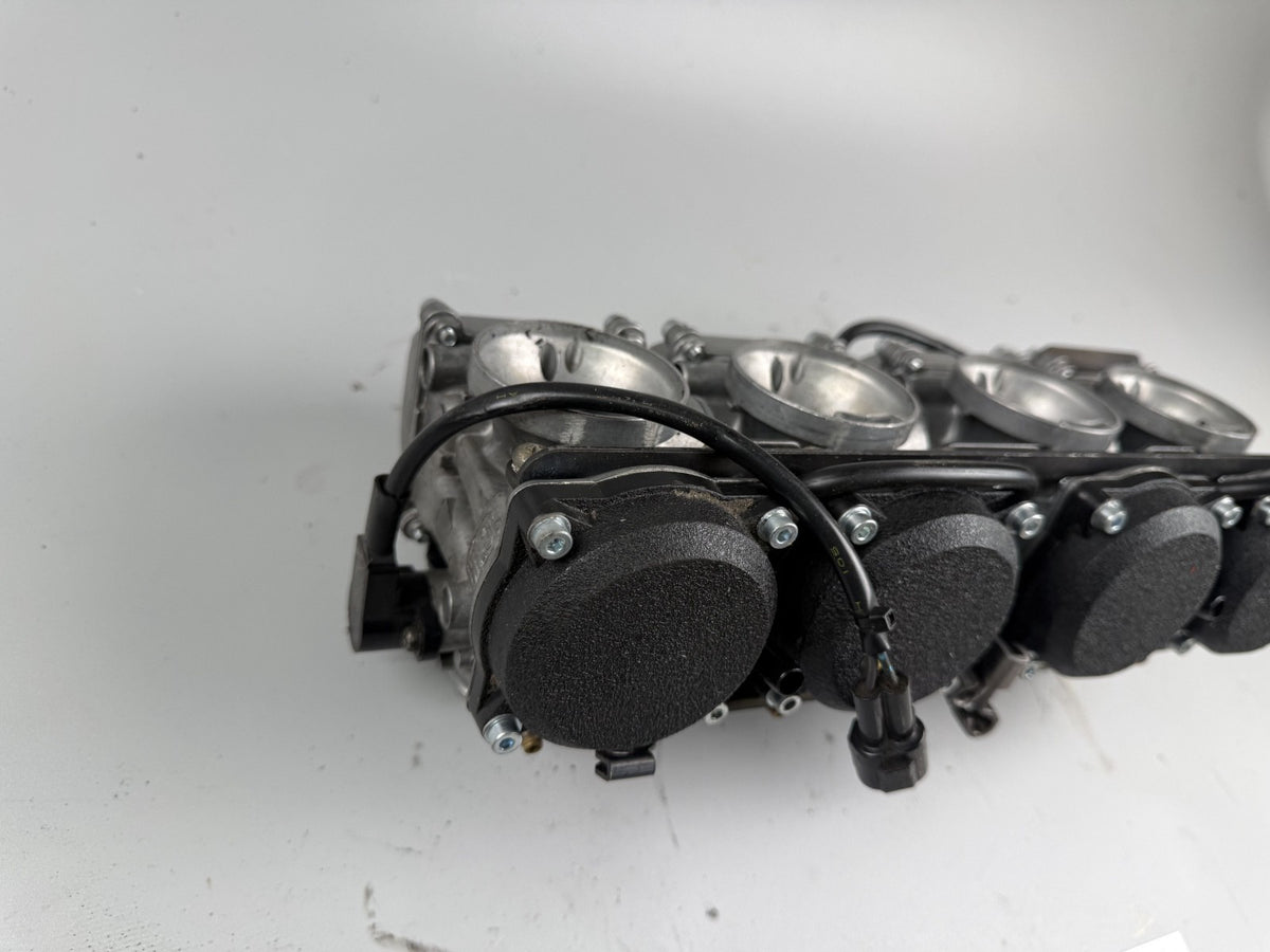 Kawasaki ZRX 1100 ZRT10C Vergaser Carburetor Fuel Gas Gasoline Benzin