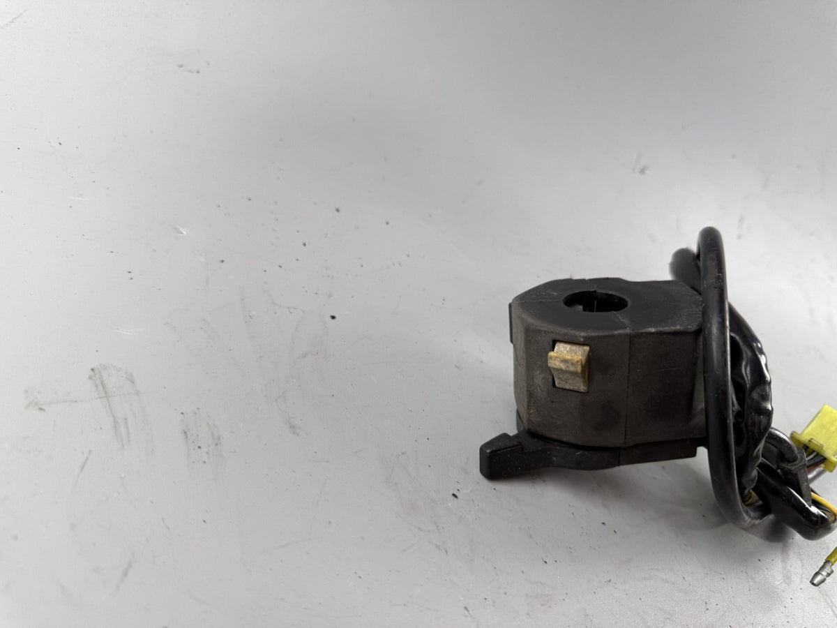 Suzuki GS 500 E GM 51 B Lenkerschalter Lenkerarmatur links left Choke Electric