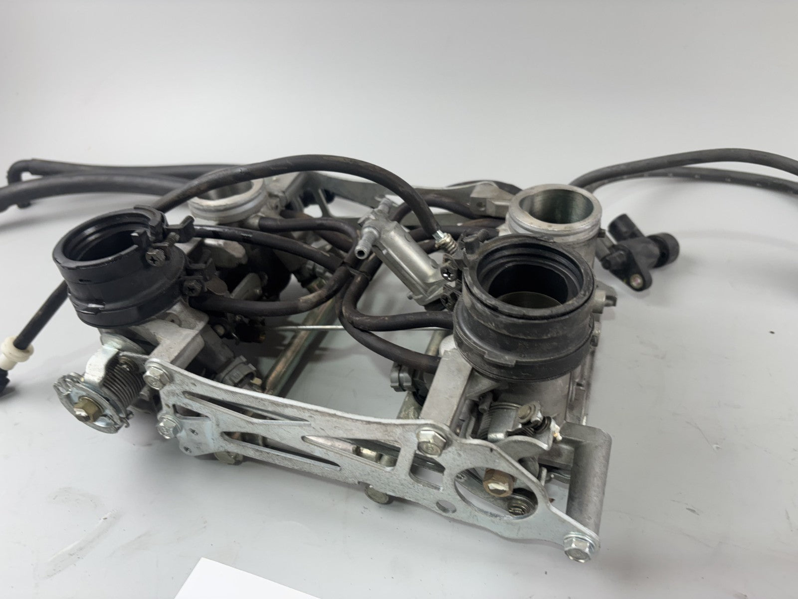 Honda VFR800 RC46/2 VTEC Einspritzanlage Fuel Gas Drosselklappen Einspritzdüsen