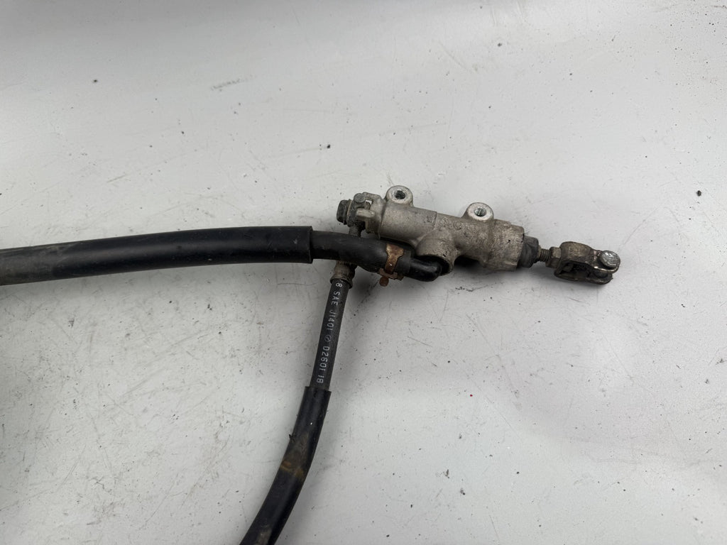 Kawasaki ZR 7 ZR750F Bremsanlage Bremse Brake Sattel Pumpe hinten back