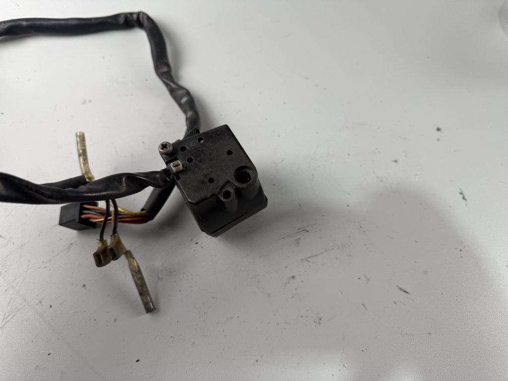 Suzuki GSX - R 1100 GV73C Lenkerschalter Lenkerarmatur Electric rechts right