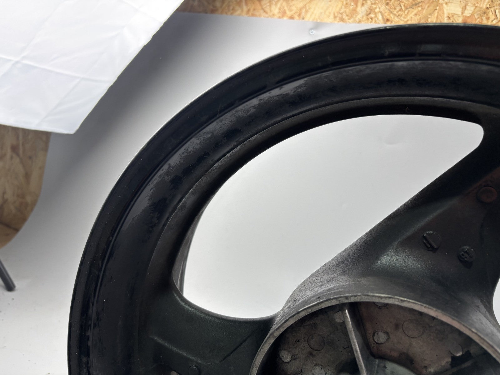 Honda VTR1000 F SC36 Firestorm Hinterradfelge Felge Rim Rad hinten back Reifen