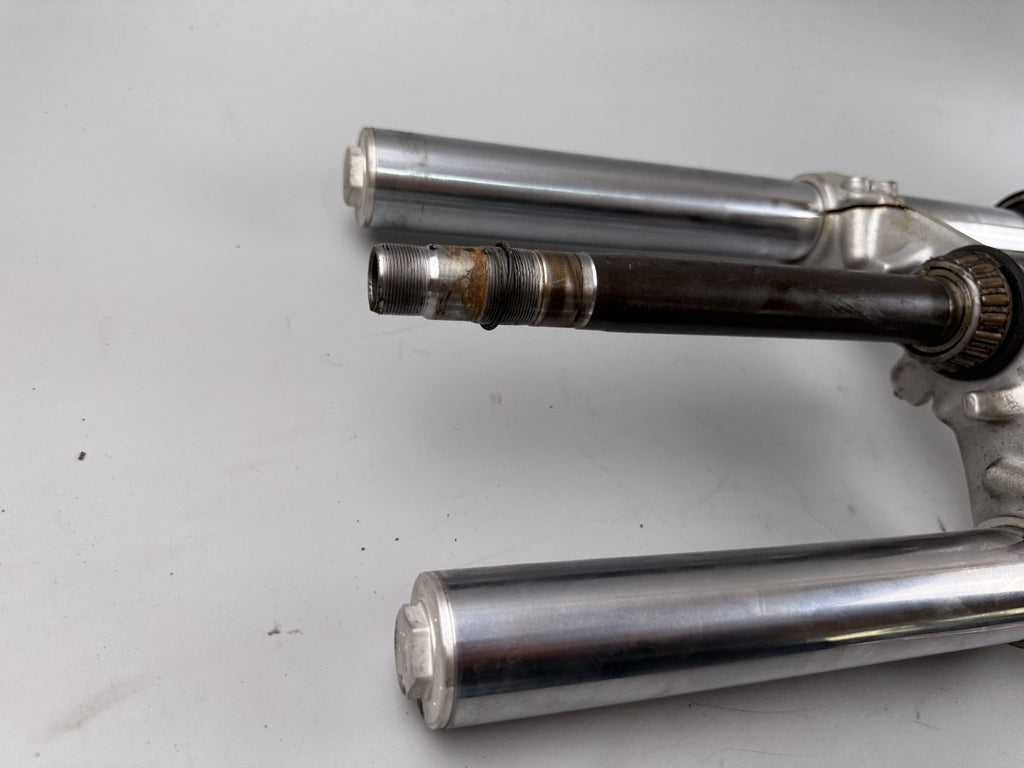 Kawasaki ZR-7 ZR750F Gabel Standrohr Tauchrohr Fork Absorber Federung vorne