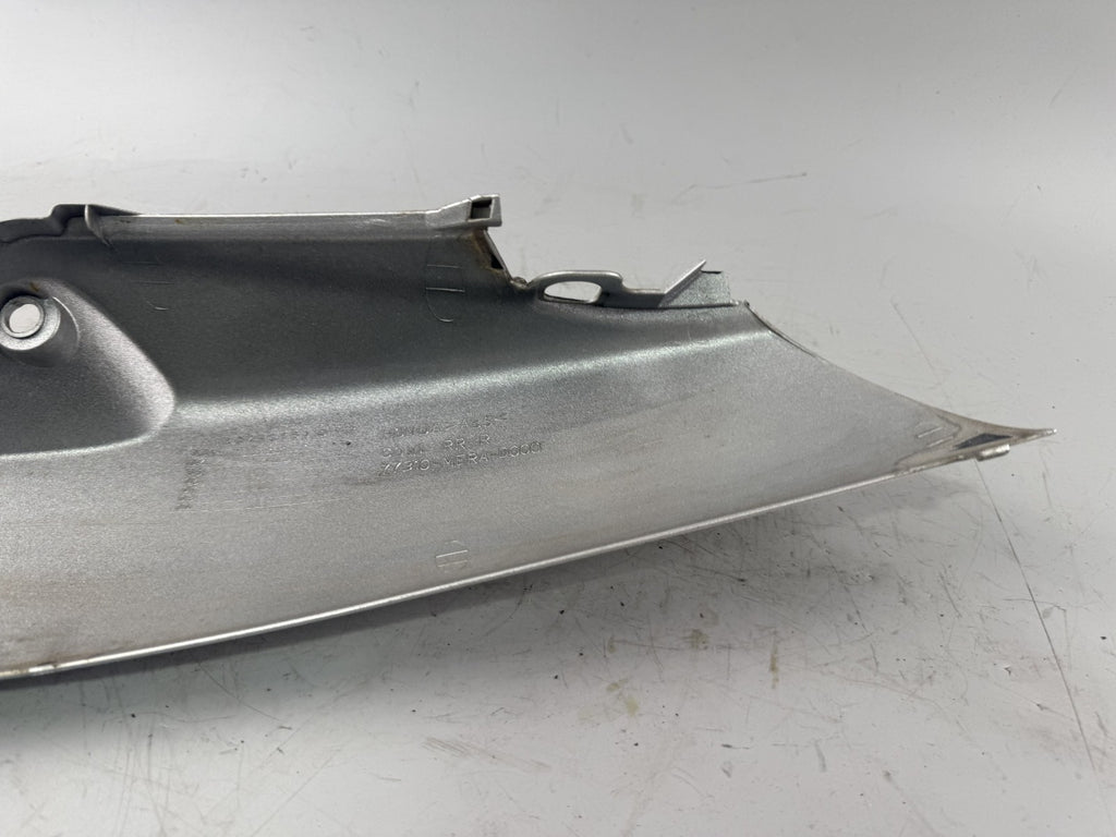 Honda CBF 600 S PC38 Seitenverkleidung Sidecover Abdeckung fairing rechts right