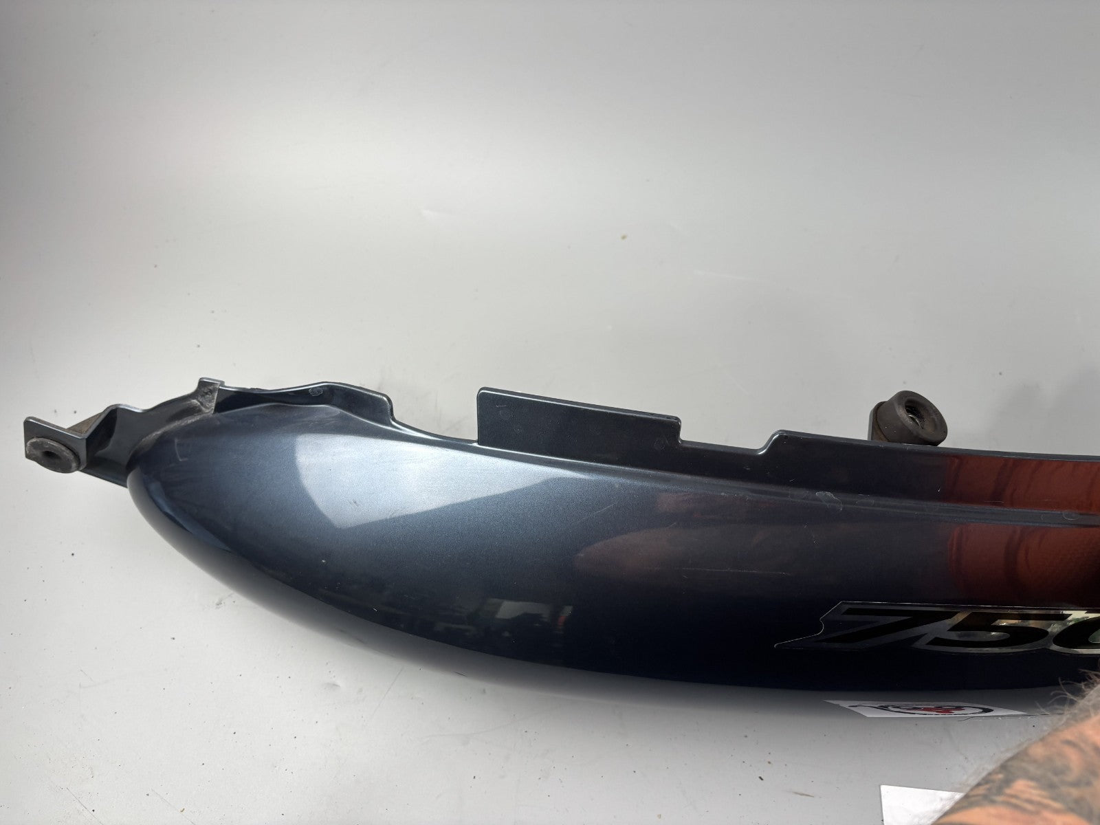 Suzuki GSX 750 F AK11 Seitenverkleidung Sidecover Abdeckung Cover links left