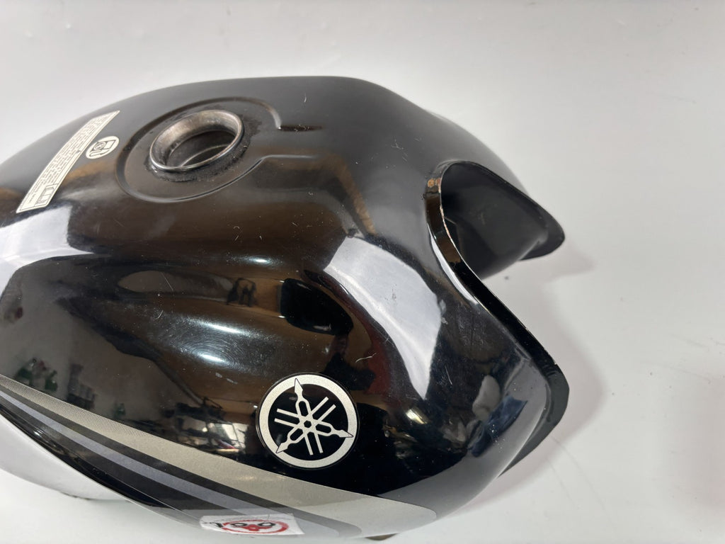 Yamaha YBR 125 RE05 Tank Benzintank Fuel Gas Gasoline Kraftstofftank