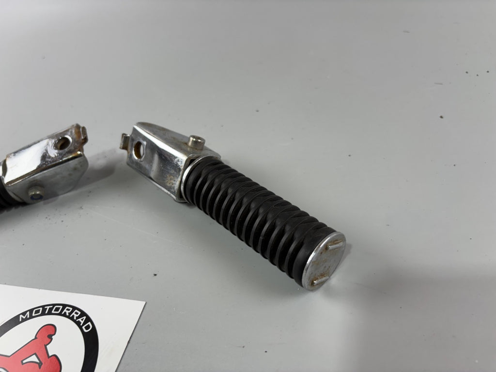 Honda CX500 C PC01 Güllepumpe Soziusfußrasten Fußraste Foot Hangers rechts links