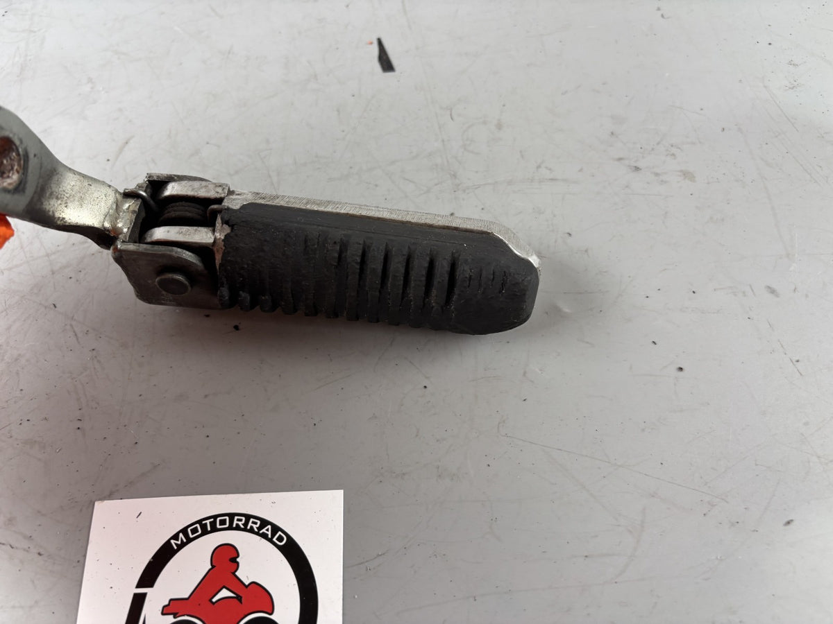 Suzuki GSX 750 AE Inazuma Fußrasten Footsteps vorne Front Hangers links