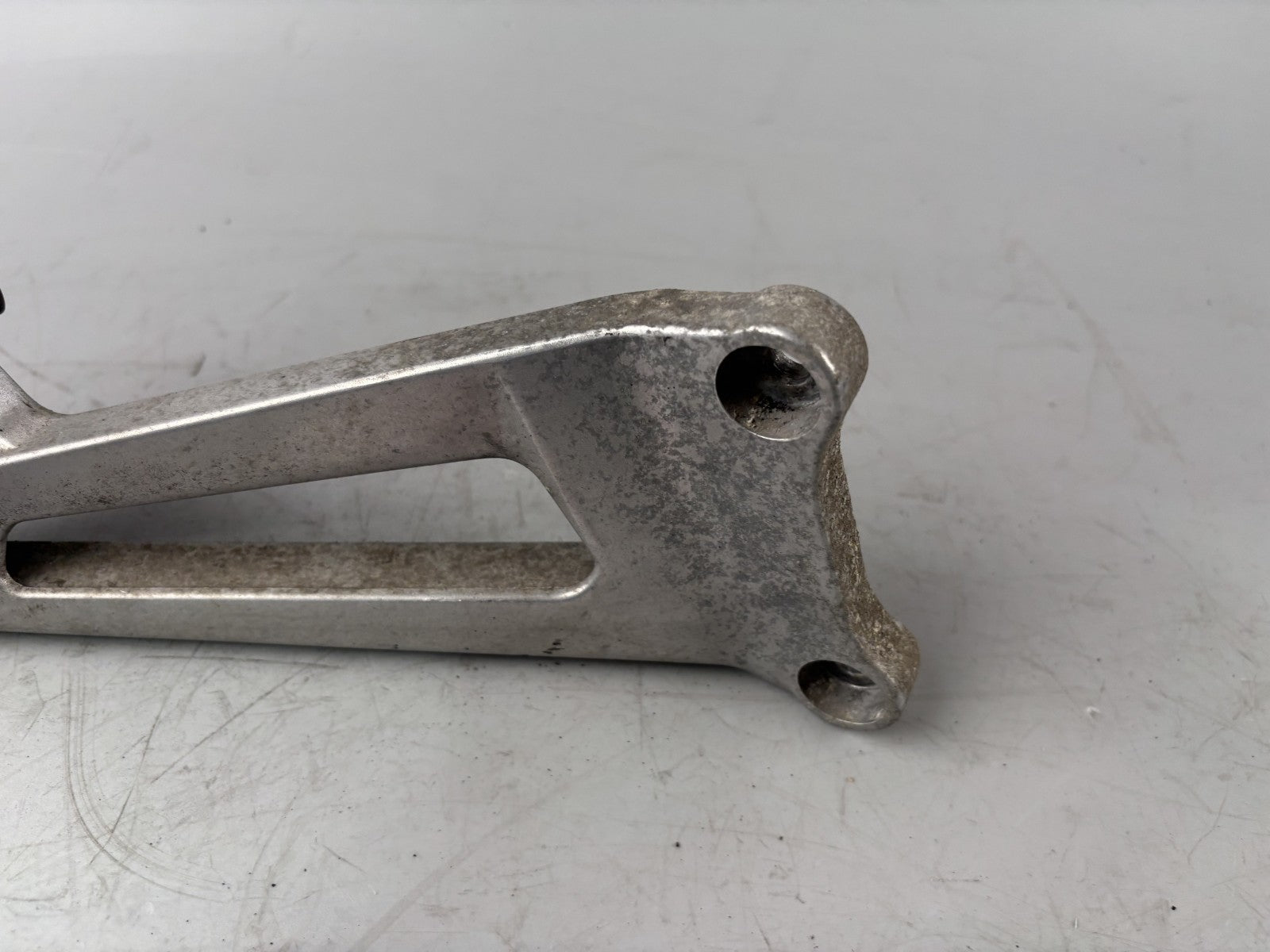 Honda VFR750 F Rc36/2 Fußraste hinten rechts Soziusfußraste Foot Step Hanger