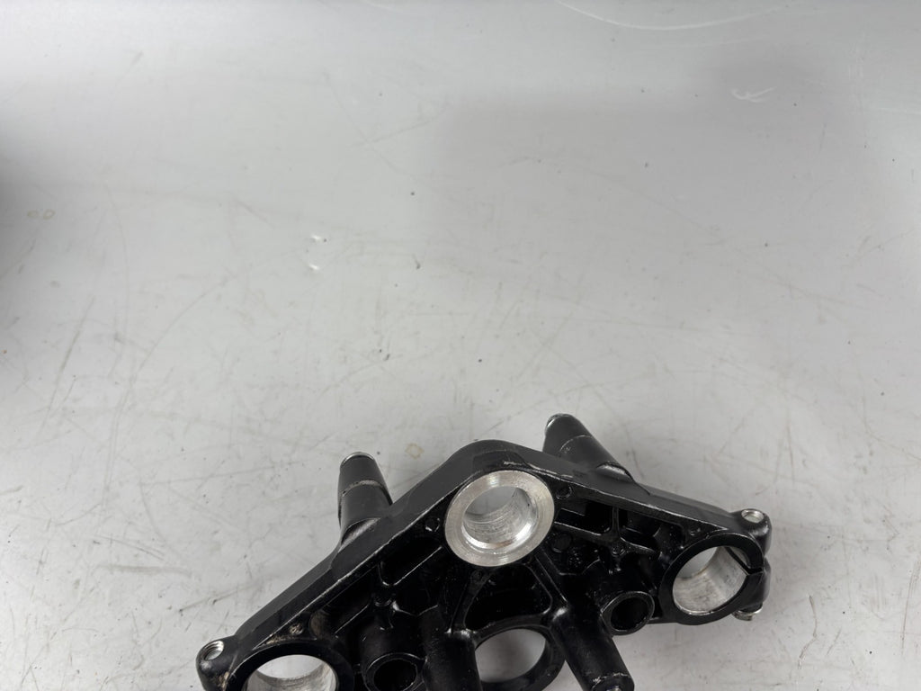 Yamaha YBR 125 RE05 obere Gabelbrücke Bridge Verbindung Holder Halter Lenker