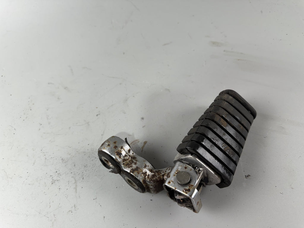 Yamaha XV1100 Virago 3LP Fußraste Halterung Foot Step Hangers rechts right