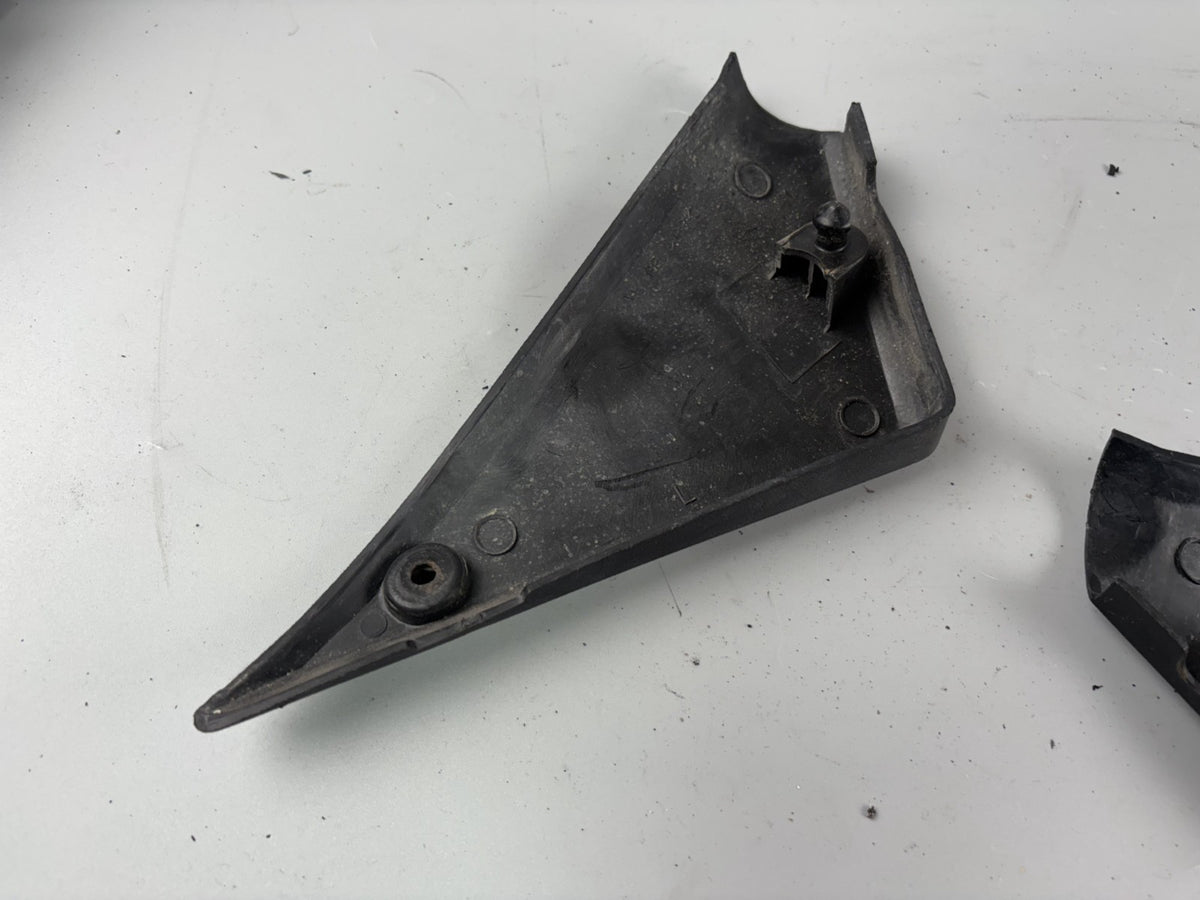 Suzuki GSF600 GN77B Rahmenabdeckung Frame Cover Deckel Verkleidung