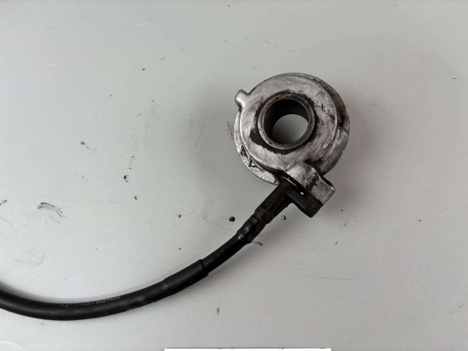 Triumph Daytona 955 T 595 Tachoschnecke Tachowelle Speedometer Antrieb