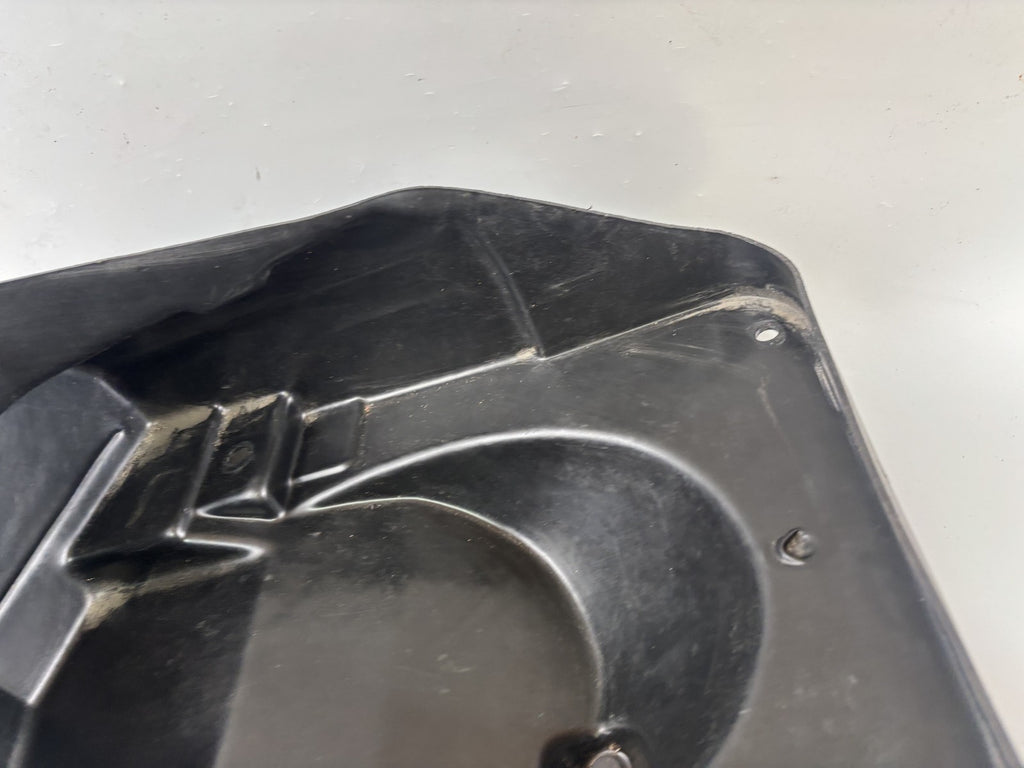 Yamaha Majesty 250 Helmstaufach Helmfach Verkleidung innen Kofferraum