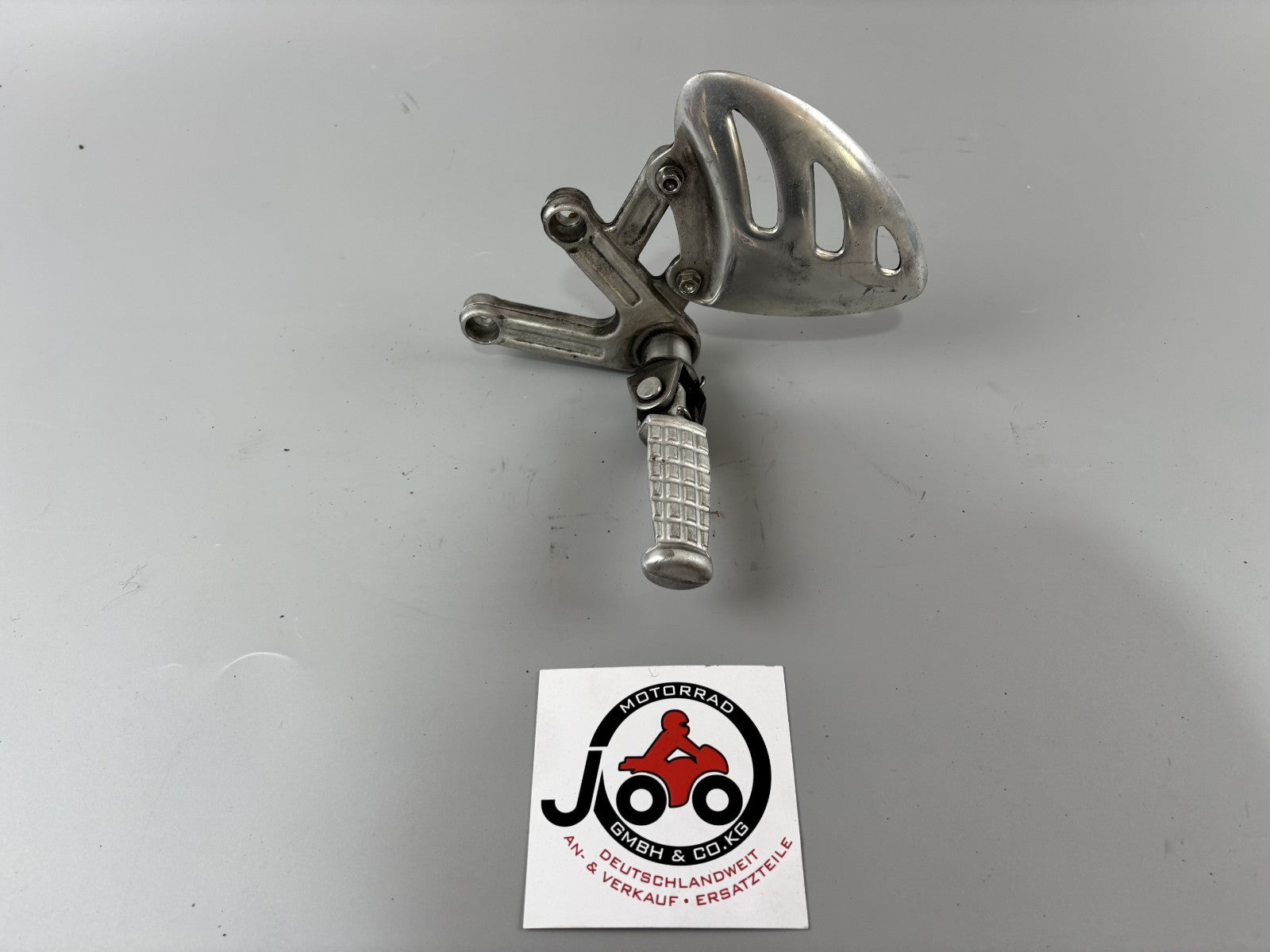 Triumph Daytona 955 T 595 Fußraste Foot Hangers front links left vorne front