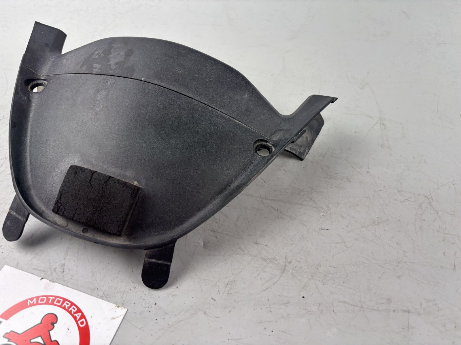 Suzuki RF 600 R GN76A Innenverkleidung vorne mitte Cover Abdeckung Kanzel Maske