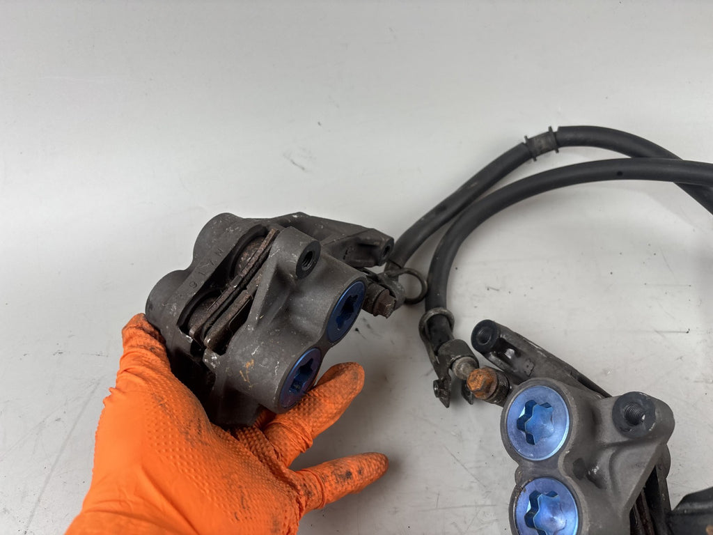 Yamaha XJR1300 RP02 Bremsanlage Brake Bremse front vorne Pumpe Sattel