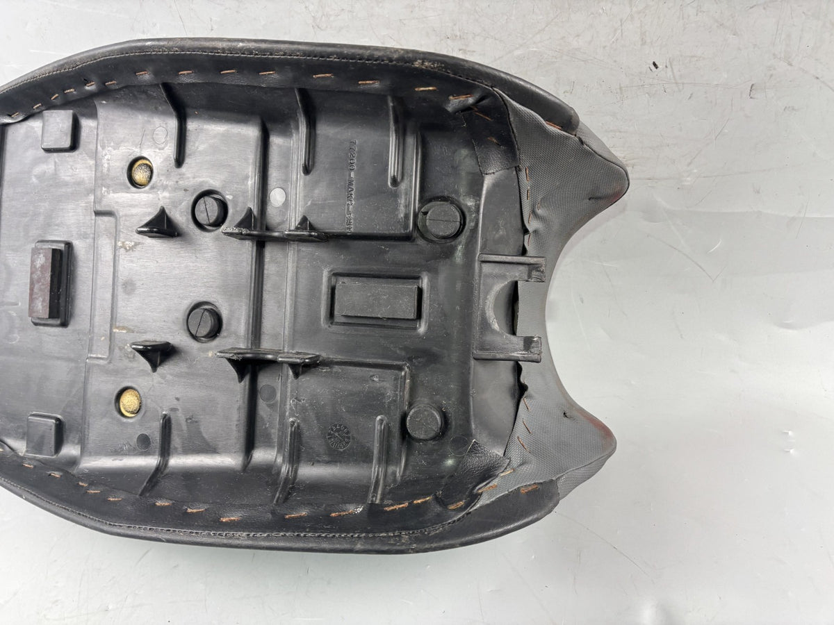 Honda SLR 650 Vigor FX 650 RD09 Sitzbank Seat Sitz Sitzkissen Bezug