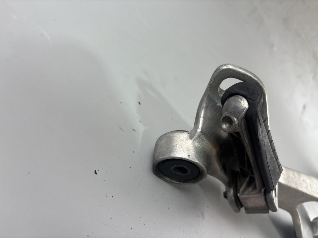 Yamaha TDM 850 3VD Fußrastenanlage Foot Step Hangers Fußraste rechts right