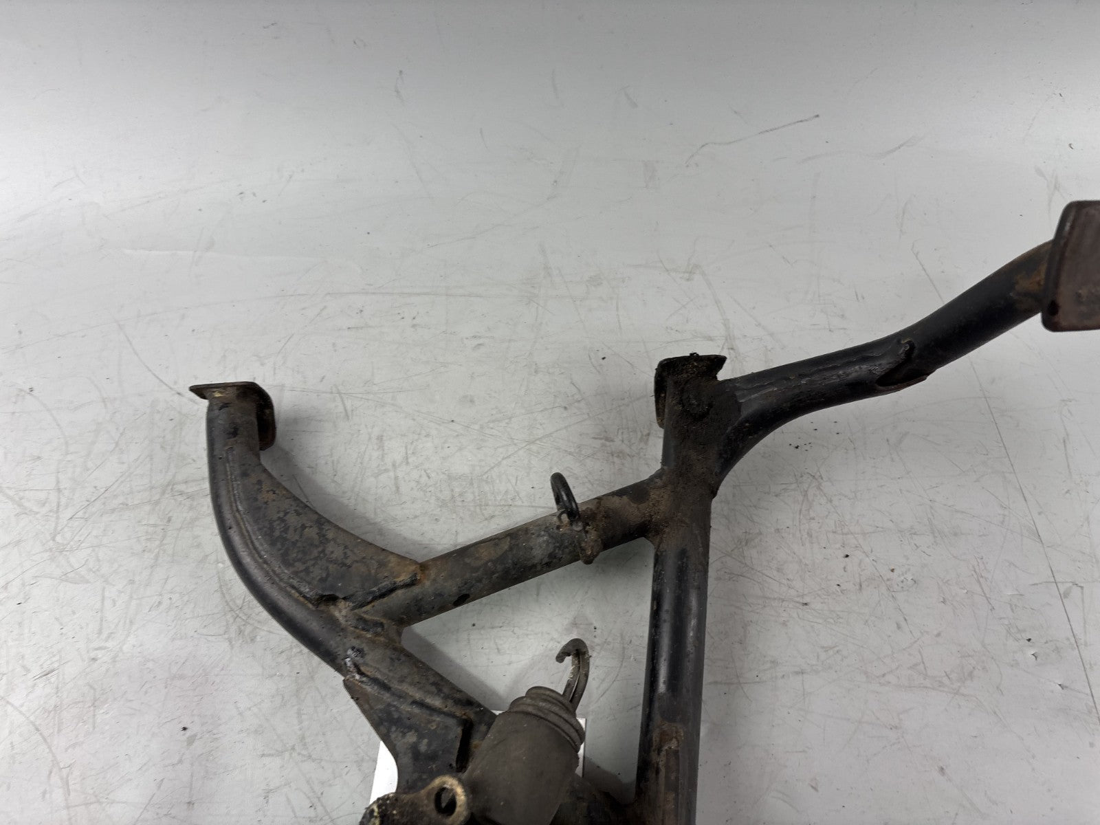 Honda CBF 600 S PC38 Hauptständer Mainstand Holder Halterung