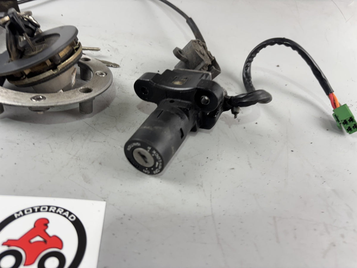 Suzuki VX 800 VS51B Schlosssatz Key Lock Zündschloss Sitzbankschloss Tankschloss