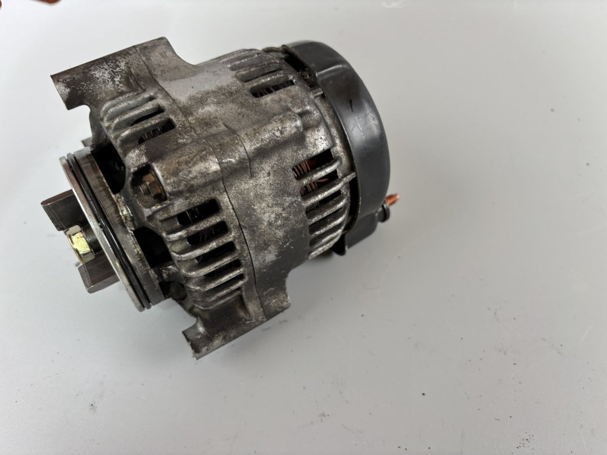 Triumph Daytona 955 T 595 Lima Lichtmaschine Generator Lightmachine Stator