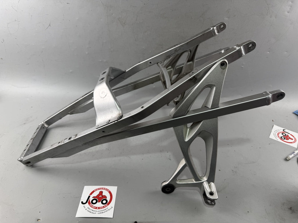 BMW K 1200 S K40 Heckrahmen Frame Verbindung Sozius hinten back Fußrasten