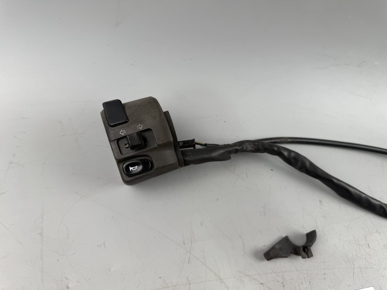 Yamaha XJ600 Diversion 4BR 4LX Lenkerschalter links left Handlebar Switch