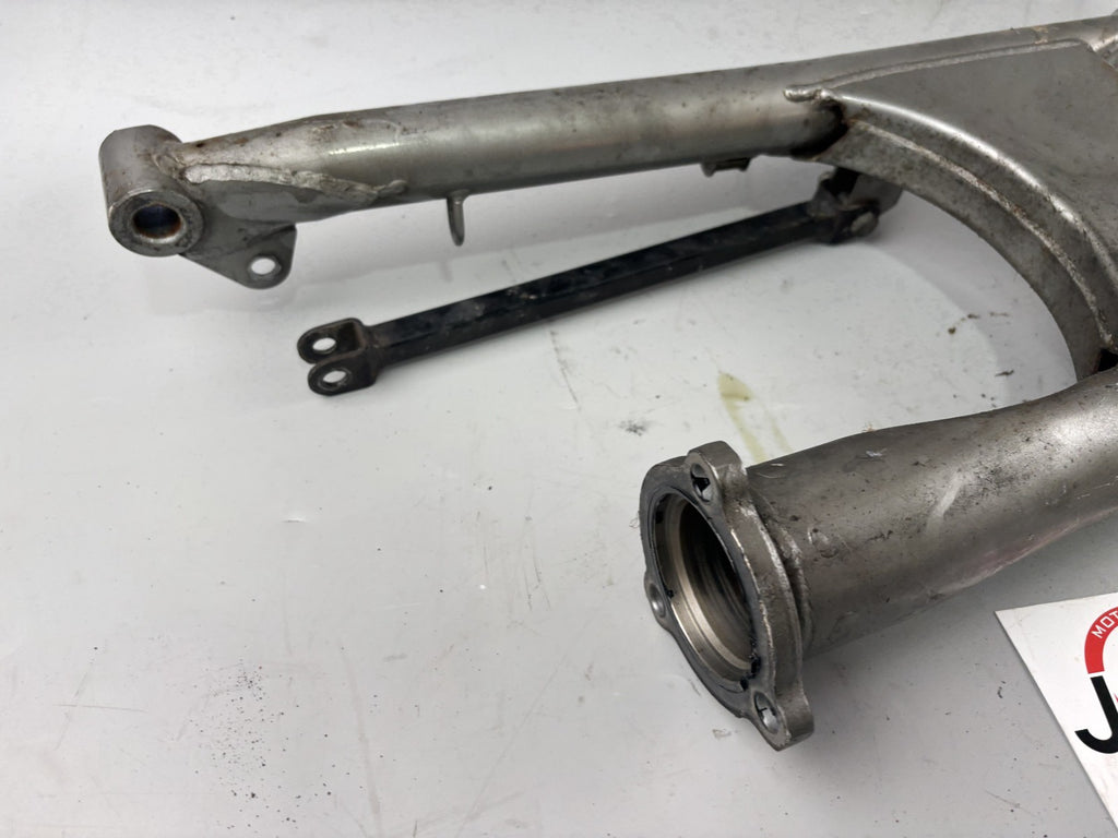 Suzuki VX 800 VS51B Schwinge Schwingarm Swing Aufhängung Antrieb