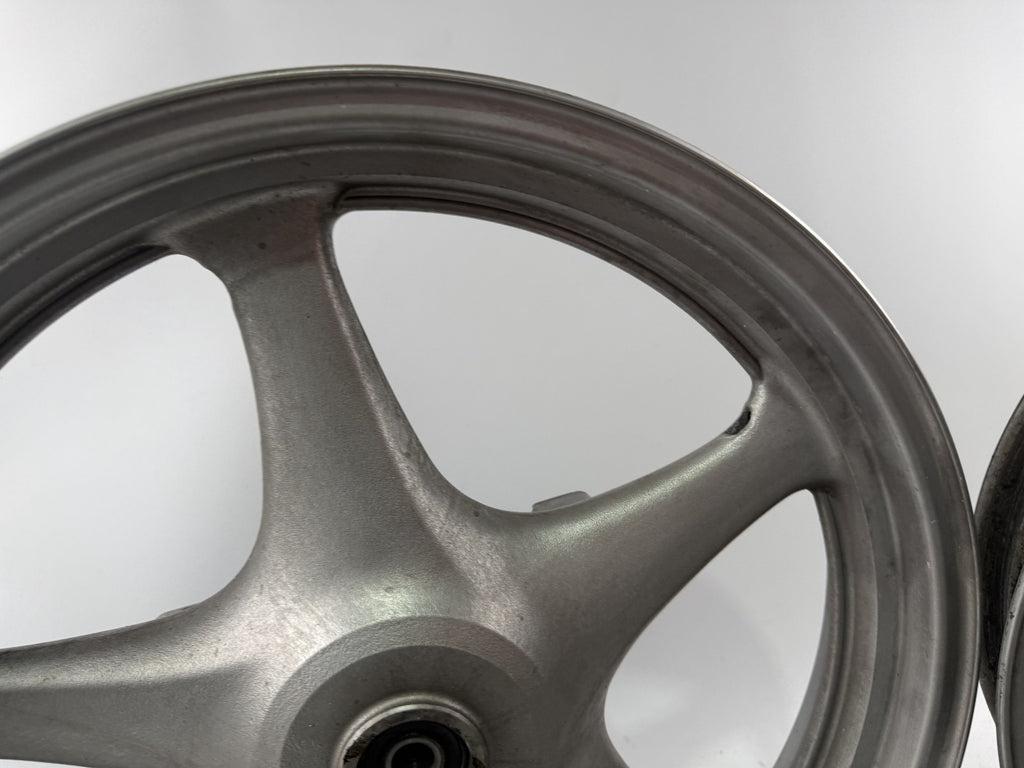 Suzuki VX 800 VS51B Vorderradfelge Wheel Felge vorne front Rad RIM