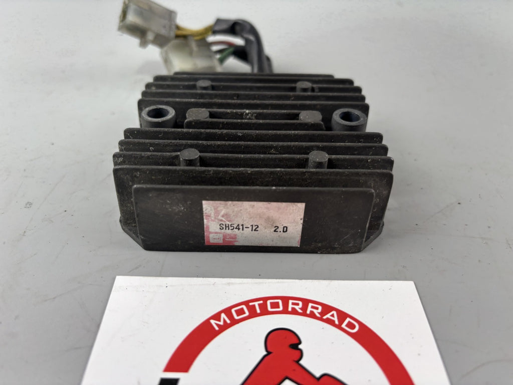 Honda VF 750 F RC15 Gleichrichter Spannungsregler Electric