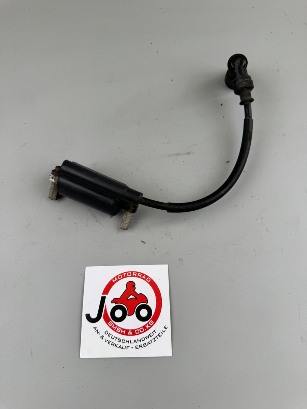 Suzuki DR 125 SF44A Zündspule Zündkerzenstecker Kabel Coil