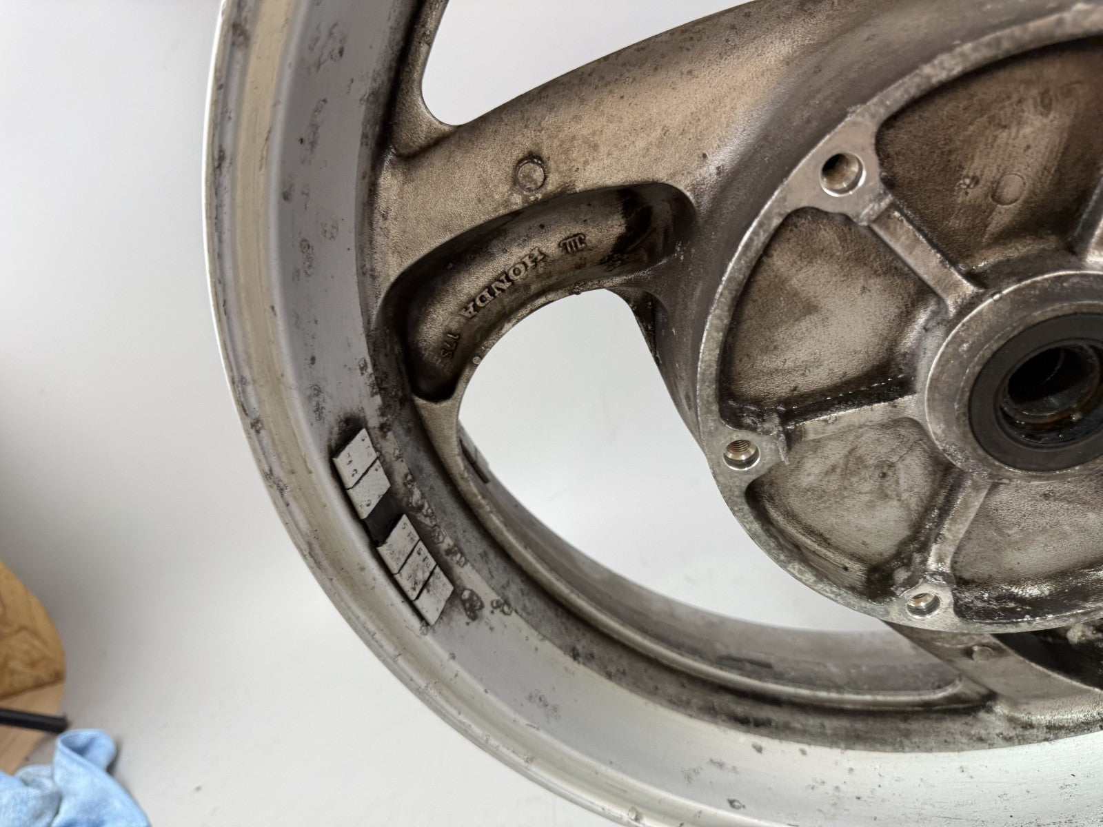 Honda NT650V Deauville RC47 Hinterradfelge Rim back hinten Rad