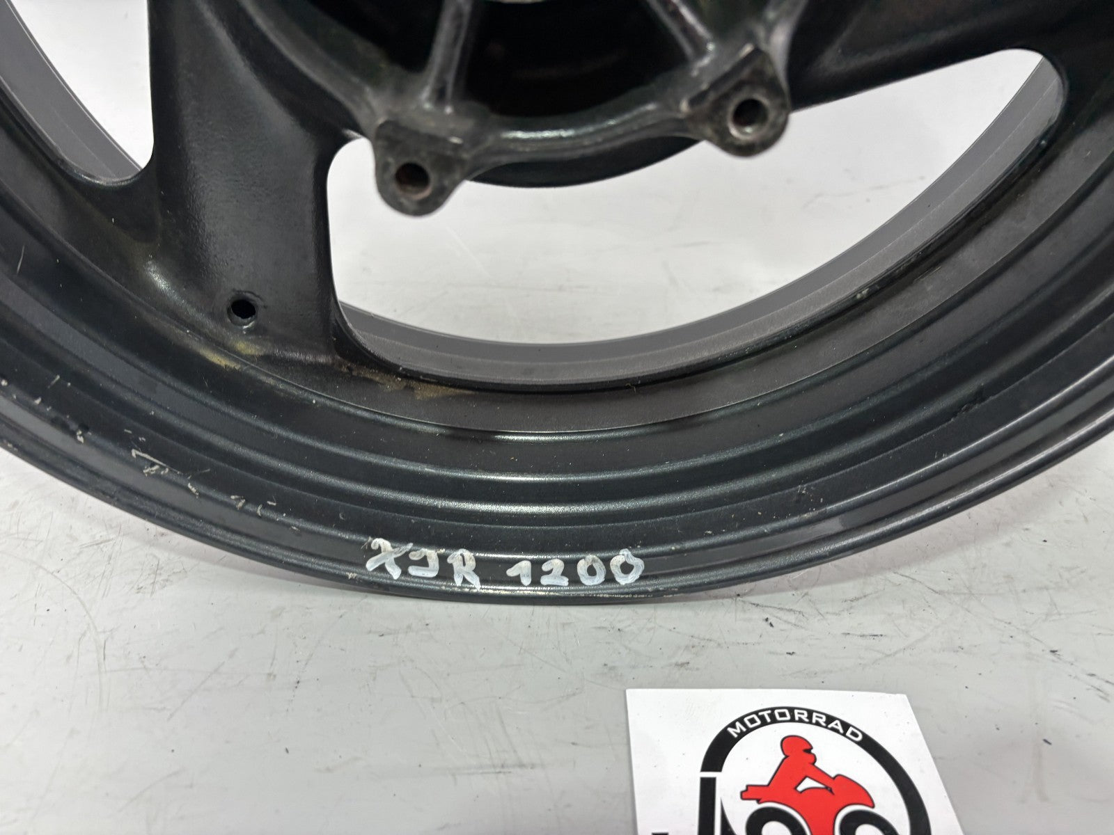 Yamaha XJR1200 4PU Hinterradfelge Felge Rim Rad hinten back Reifen