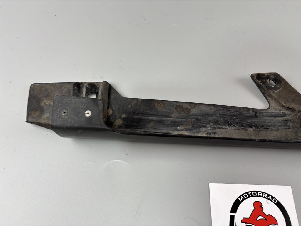 Suzuki GS 500 EU GM51B Kettenschutz Abdeckung Cover Verkleidung