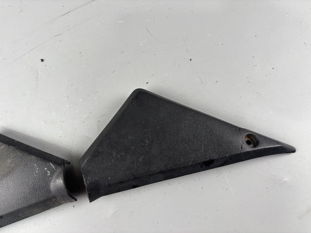 Suzuki GSF600 GN77B Rahmenabdeckung Frame Cover Deckel Verkleidung