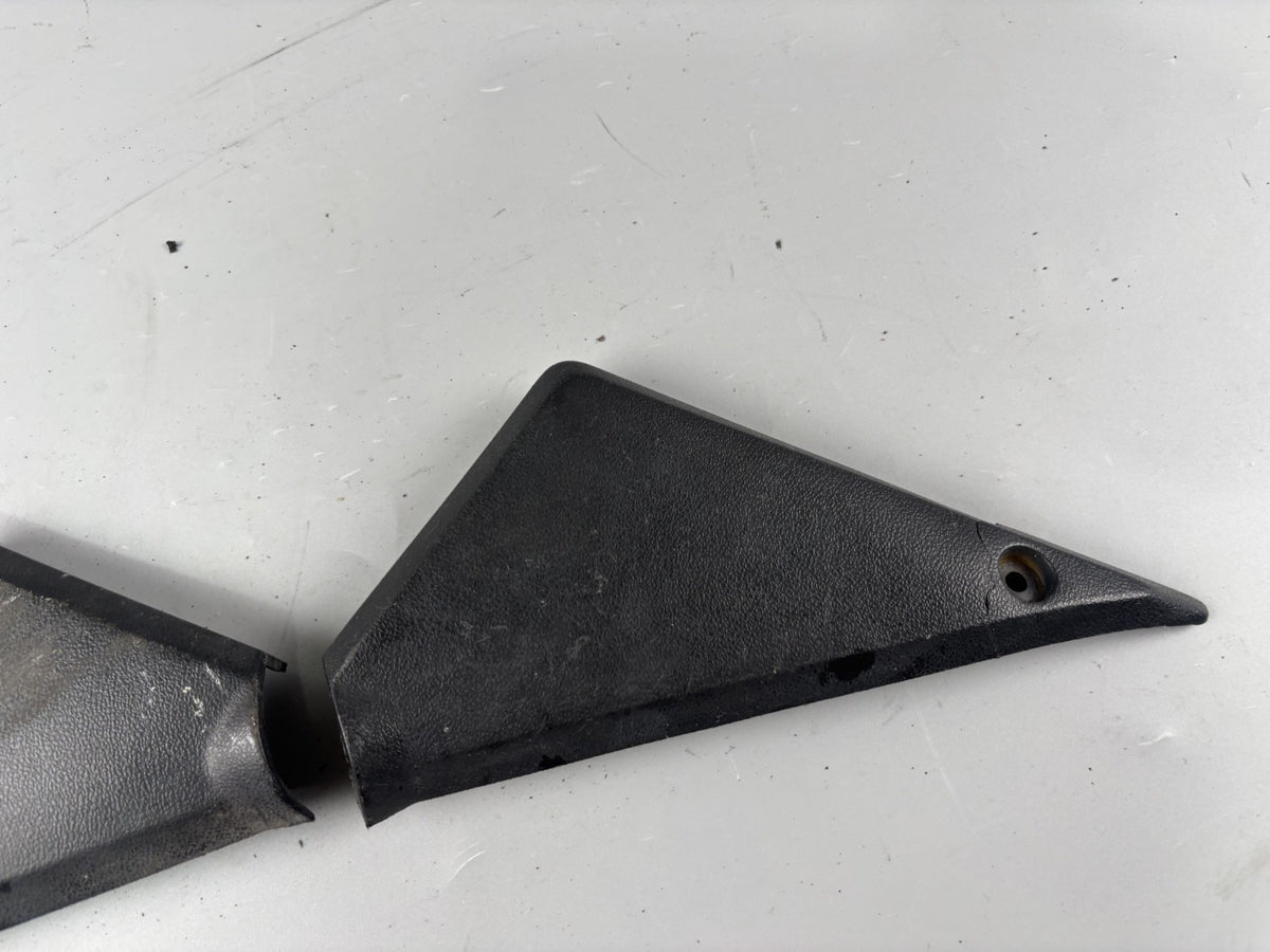 Suzuki GSF600 GN77B Rahmenabdeckung Frame Cover Deckel Verkleidung