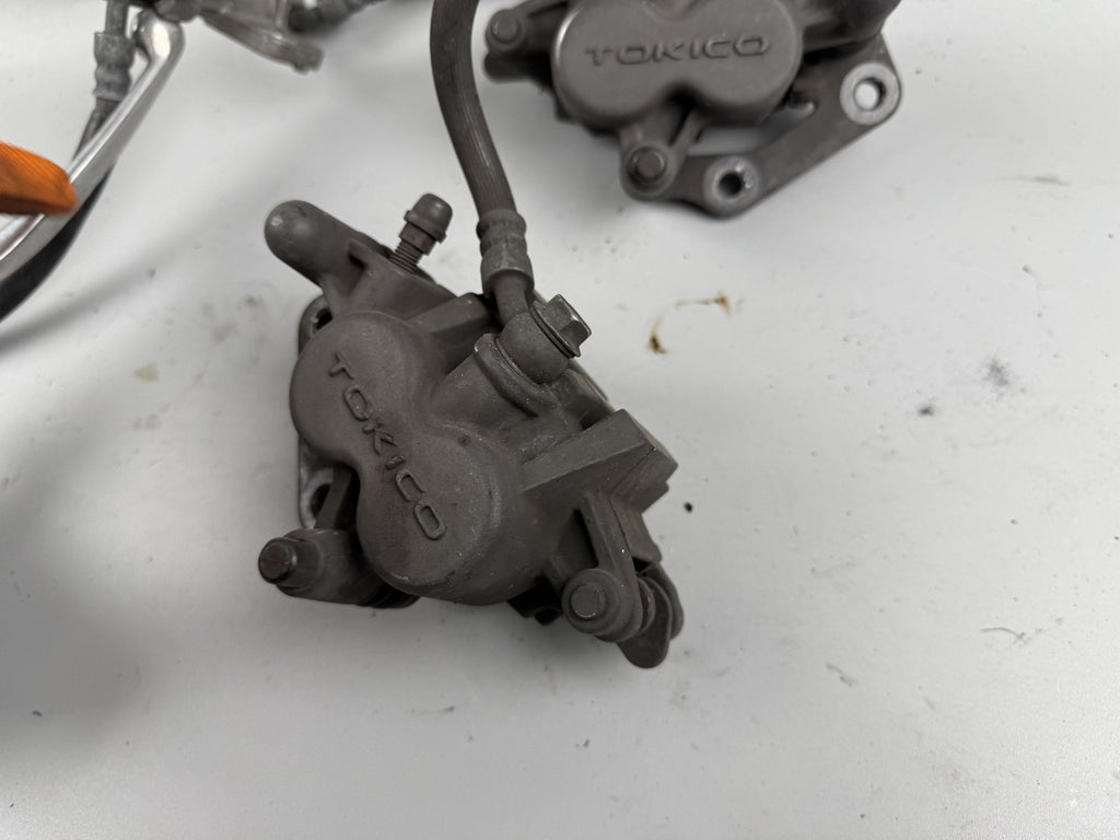 Suzuki GSX 750 AE Inazuma Bremse Bremsanlage Brake Sattel Pumpe vorn front