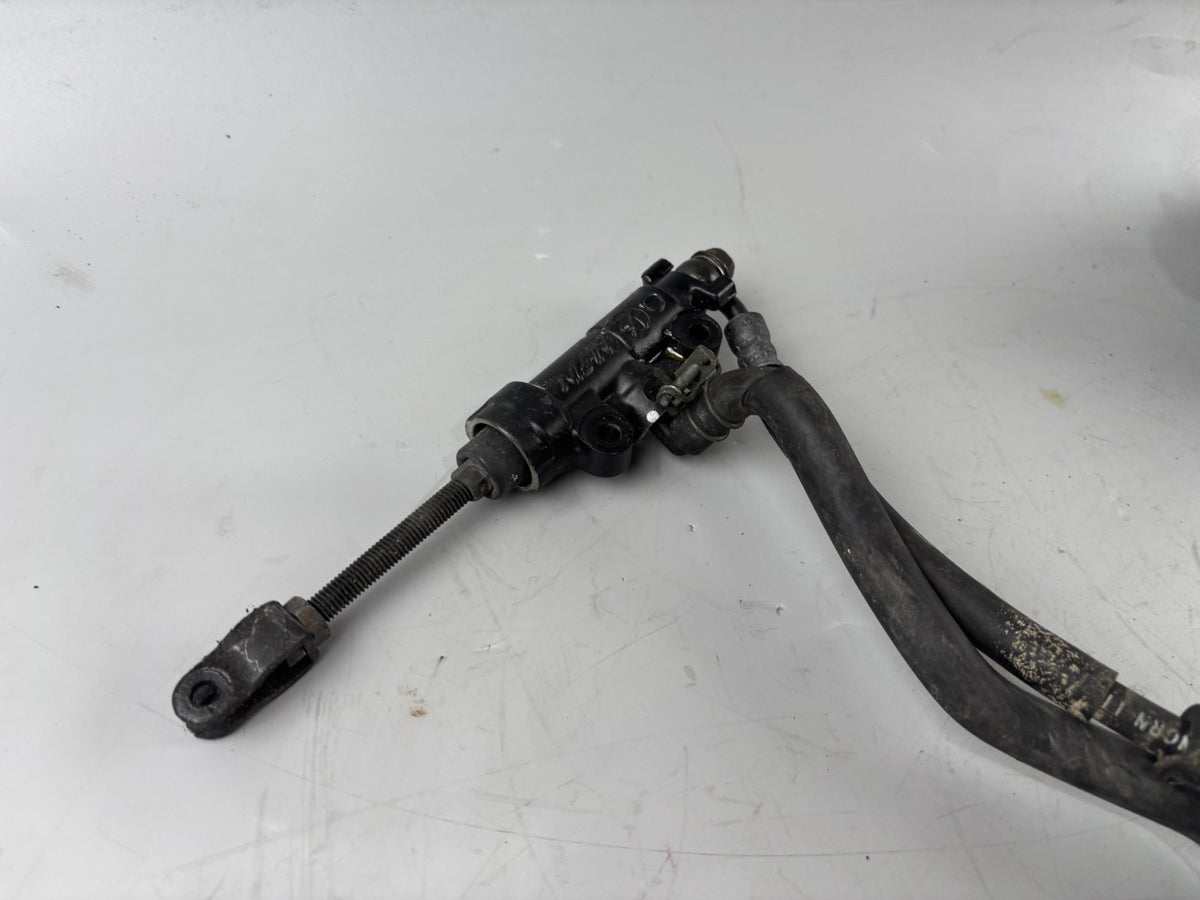 Suzuki VX 800 VS51B Bremsanlage Brake Bremse Sattel Pumpe back hinten