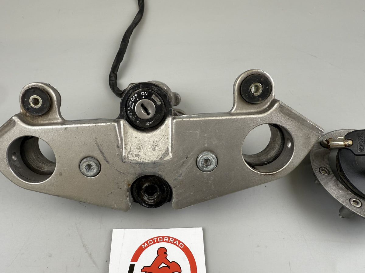 Suzuki GS500E GM51B Schlosssatz Zündschloss Tankschloss Lock Key