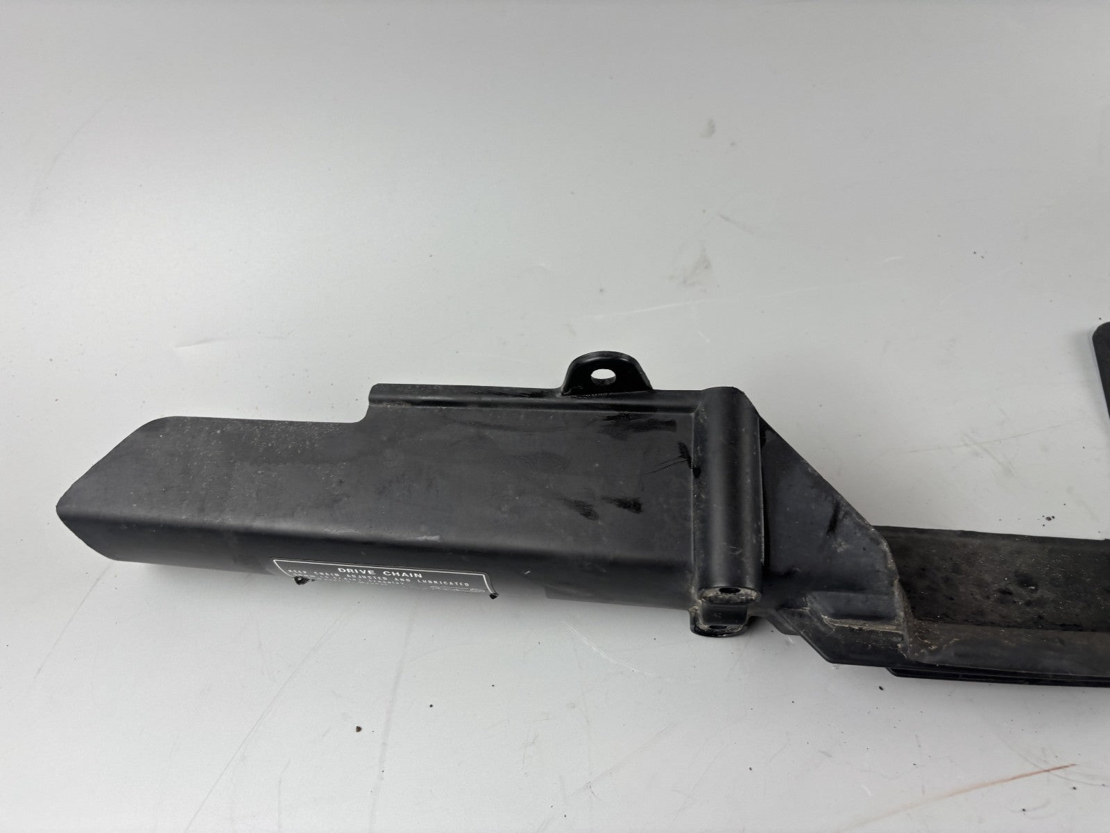 Honda VFR800 RC46/2 VTEC Kettenschutz Chain Cover Abdeckung Verkleidung