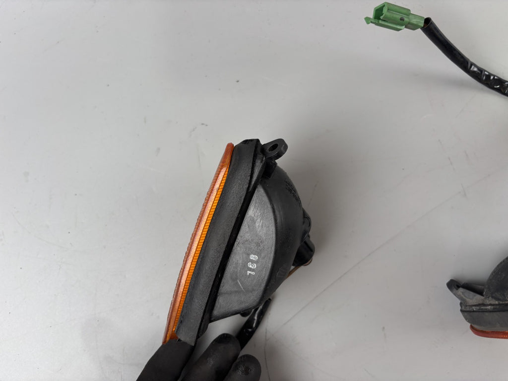 Yamaha Majesty 250 Blinker Turn Signal Lighters