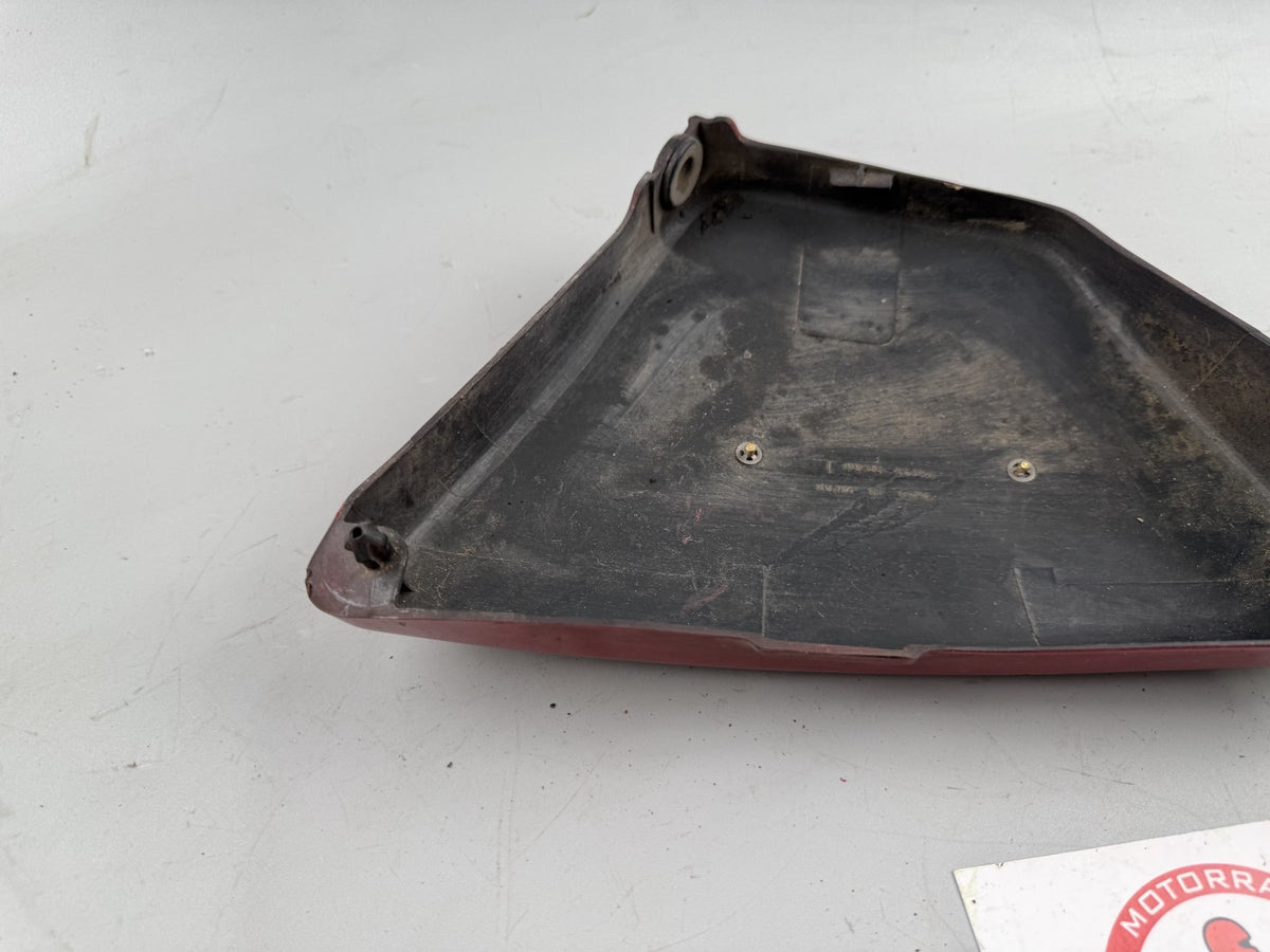 Suzuki GN250 NJ42A Seitenteil Seitendeckel Sidecover Verkleidung links left